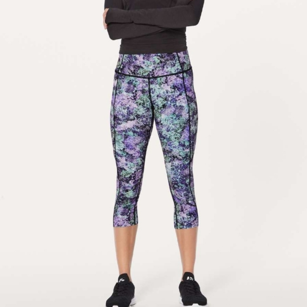 Lululemon fast & free crop II nulux 19" vivid vision